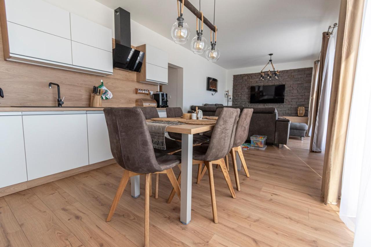דולני קובין Apartman Jesienka, Hillside מראה חיצוני תמונה